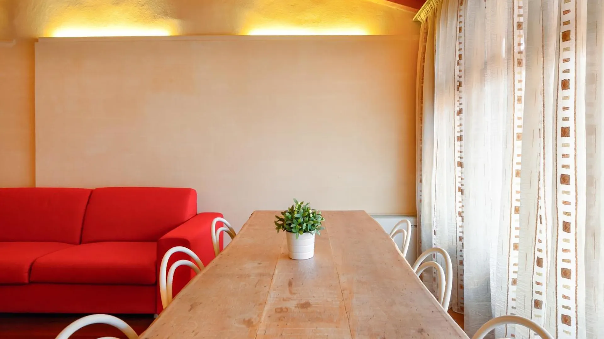 דירות פואניאגו Borgo Olivo By Wonderful Italy
